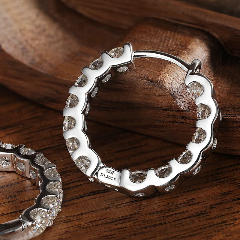 Luminous Glow Earrings – A Fine and Refined Sparkle
