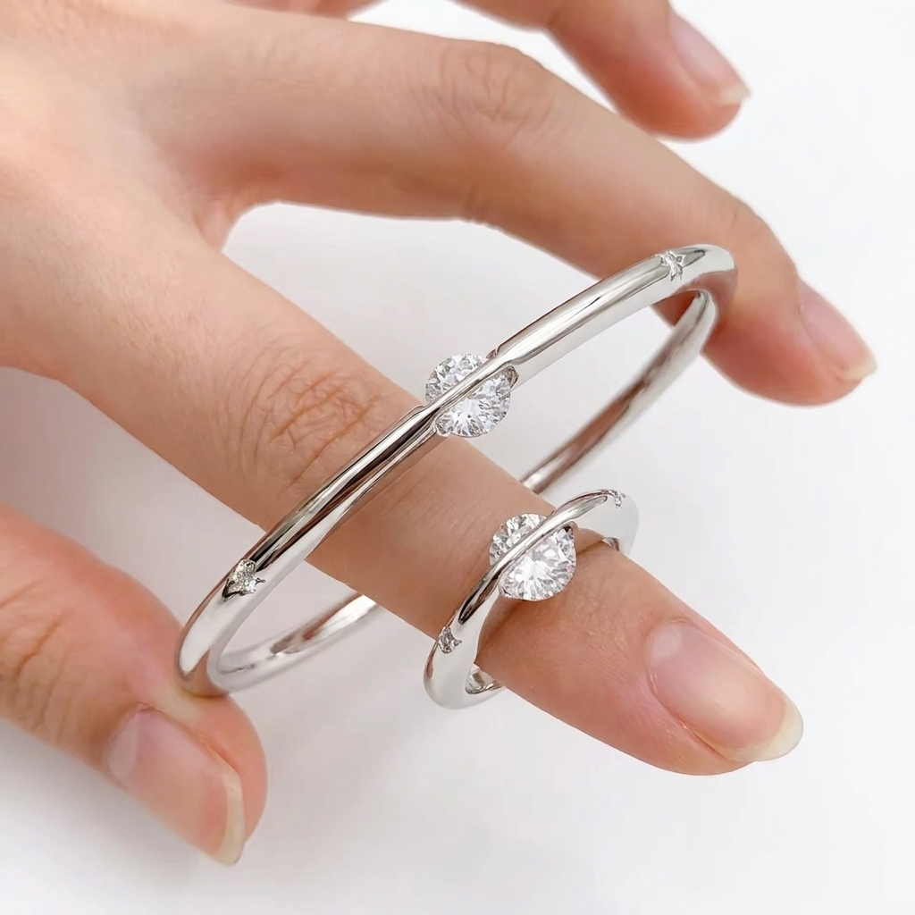 Opening Shooting Star Bracelet – 18.5 cm Circumference